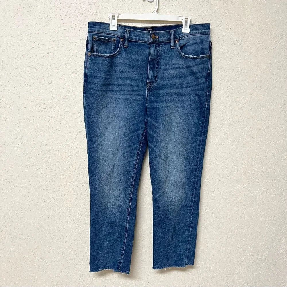 J. Crew Essential Straight Leg Jean Blue Denim Raw Hem Size 32